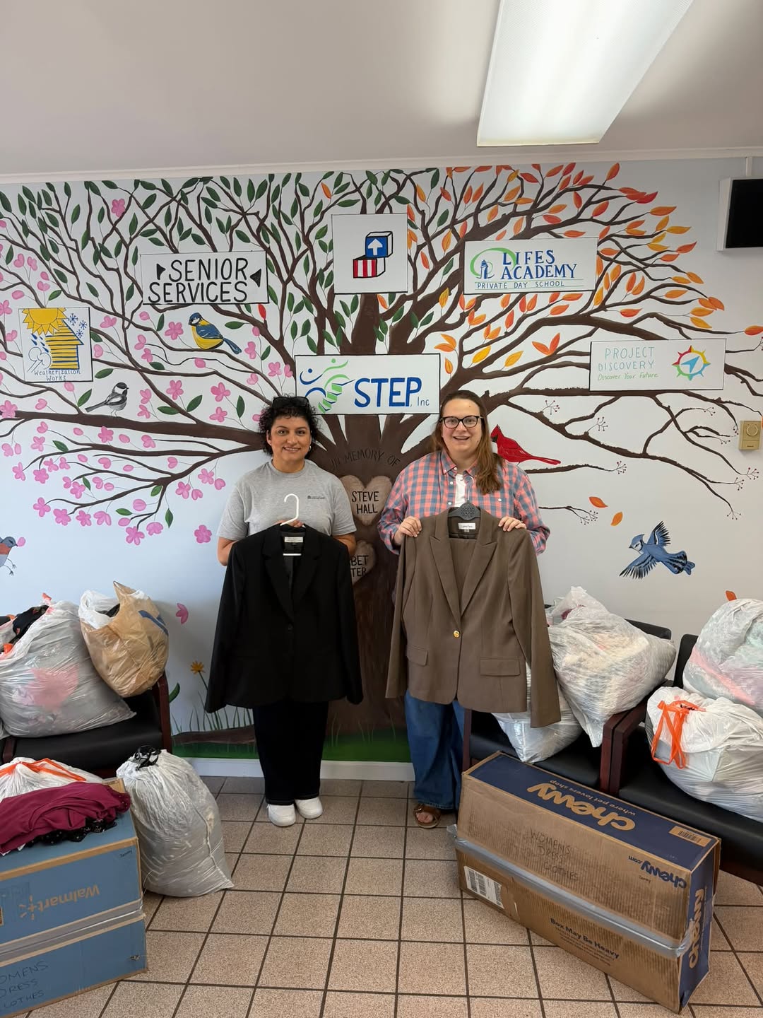 STEP Clothing Donation Clothing donation from women in the workforce